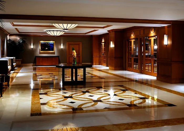 The Westin River North 4*