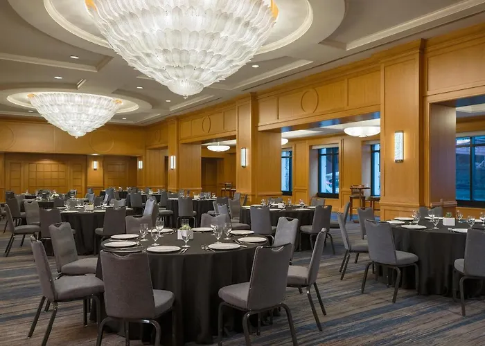 The Westin River North 4*
