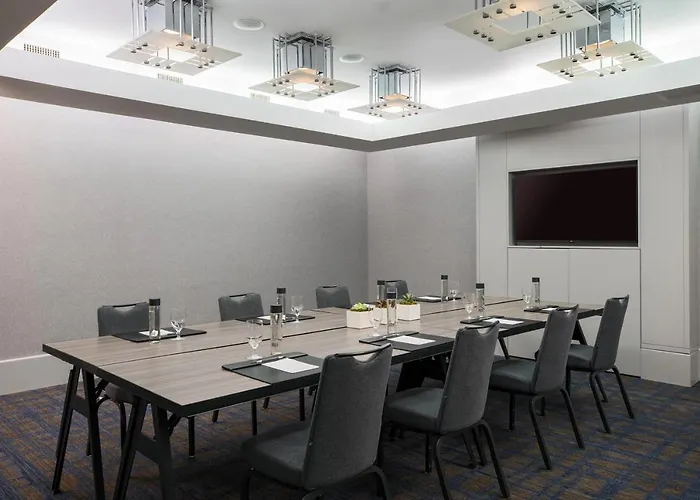 The Westin River North 4*